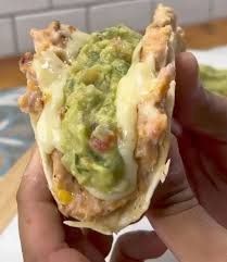 Tacos de pollo con queso